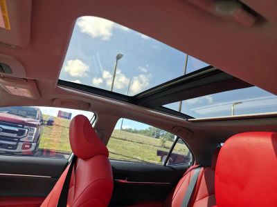 2024 Toyota Camry — photo 13 view