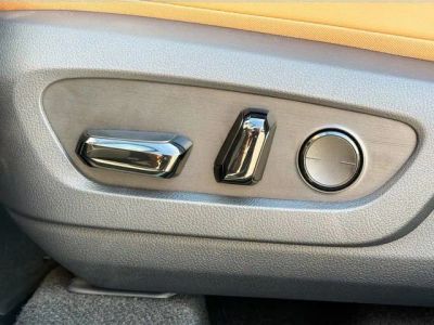 2026 Lexus RX — photo 26 view