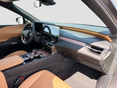 2026 Lexus RX — photo 15 view