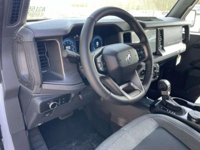 2026 Ford Bronco — photo 15 view