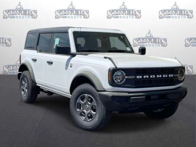 2026 Ford Bronco Big Bend in White — front three-quarter view