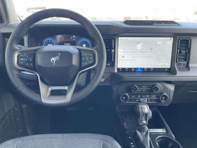 2026 Ford Bronco — photo 10 view