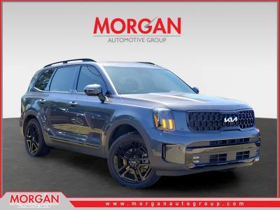 2024 Kia Telluride SX X-Line in Gray — front three-quarter view