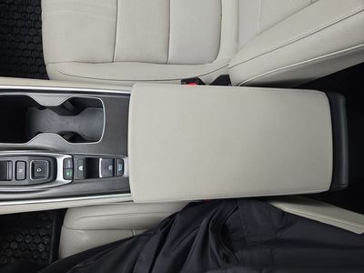 2019 Honda Accord Hybrid Touring Sedan - Photo 23