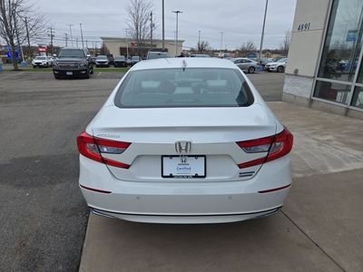 2019 Honda Accord Hybrid Touring Sedan - Photo 5