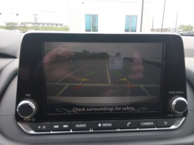 2025 Nissan Rogue — photo 16 view