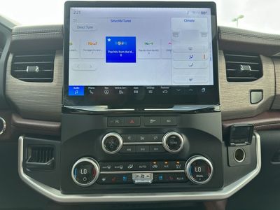 2024 Ford Expedition - Photo 3