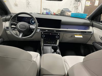 2026 Hyundai Tucson Hybrid — photo 12 view