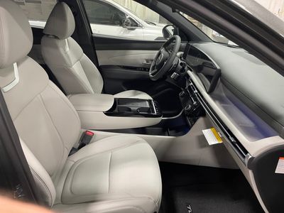 2026 Hyundai Tucson Hybrid — photo 15 view