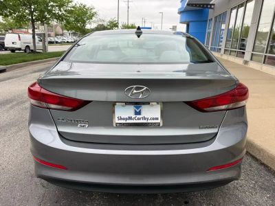 2017 Hyundai Elantra - Photo 12