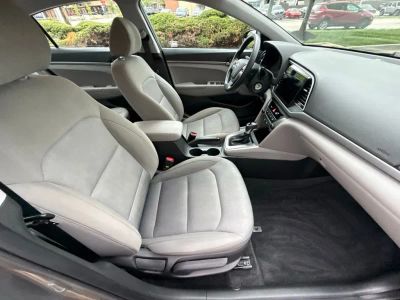2017 Hyundai Elantra - Photo 39