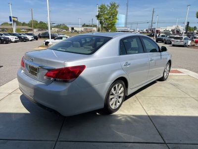 2011 Toyota Avalon - Photo 6