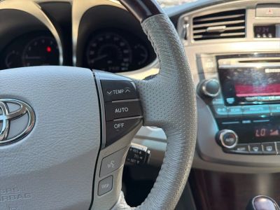 2011 Toyota Avalon - Photo 19