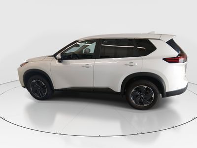 2024 Nissan Rogue - Photo 4