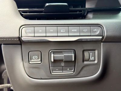 2023 Cadillac Escalade ESV — photo 37 view