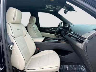 2023 Cadillac Escalade ESV — photo 16 view