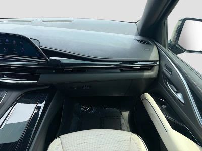 2023 Cadillac Escalade ESV — photo 19 view