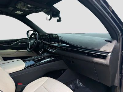 2023 Cadillac Escalade ESV — photo 15 view