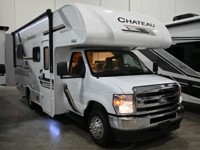 2027 Thor Motor Coach CHATEAU — front three-quarter view