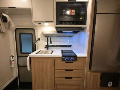 2027 Thor Motor Coach CHATEAU — photo 9 view