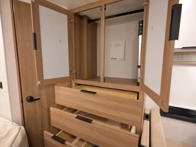 2027 Thor Motor Coach CHATEAU — photo 22 view