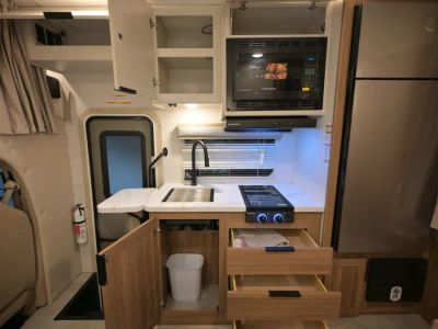 2027 Thor Motor Coach CHATEAU — photo 10 view