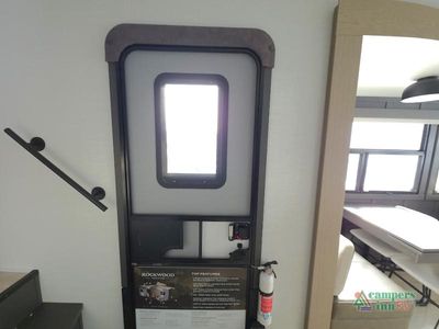2026 Forest River RV Rockwood Signature - Photo 11