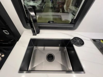 2026 Grand Design LINEAGE SERIES M — photo 9 view