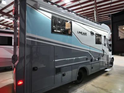 2026 Grand Design LINEAGE SERIES M — photo 28 view