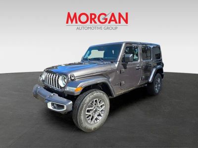 2025 Jeep Wrangler — side profile view