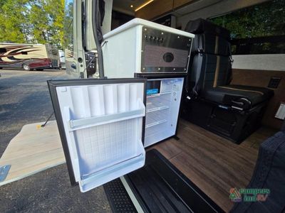 2026 Storyteller Overland Storyteller Overland — photo 18 view