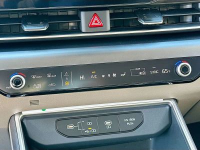 2026 Kia Carnival — photo 16 view