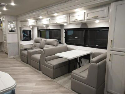 2026 Fleetwood BOUNDER - Photo 16