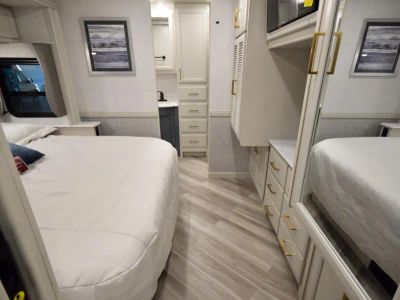 2026 Fleetwood BOUNDER - Photo 19
