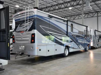 2026 Fleetwood BOUNDER - Photo 32