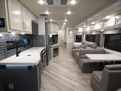 2026 Fleetwood BOUNDER - Photo 5