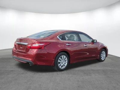 2016 Nissan Altima - Photo 4