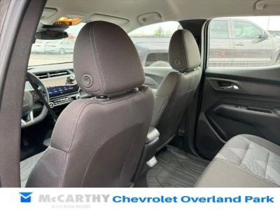 2027 Chevrolet Bolt - Photo 16
