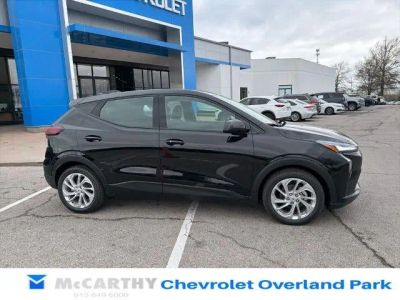 2027 Chevrolet Bolt - Photo 2