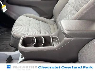 2027 Chevrolet Bolt - Photo 23