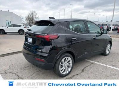 2027 Chevrolet Bolt - Photo 3