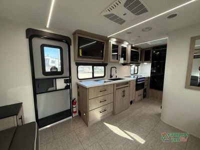 2025 Grand Design Imagine XLS - Photo 11