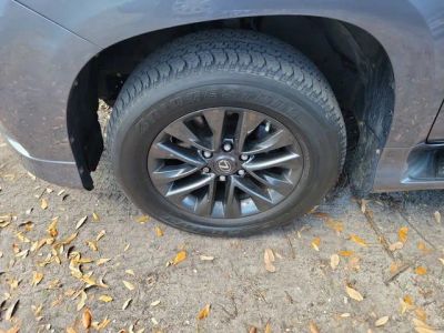 2021 Lexus GX — detail view