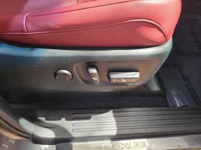 2021 Lexus GX — photo 34 view