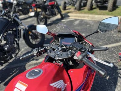 2025 Honda CBR500R - Photo 12