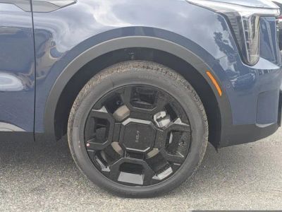 2026 Kia Sorento — photo 11 view