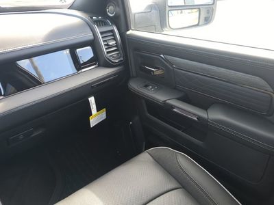 2026 Ram 3500 - Photo 18