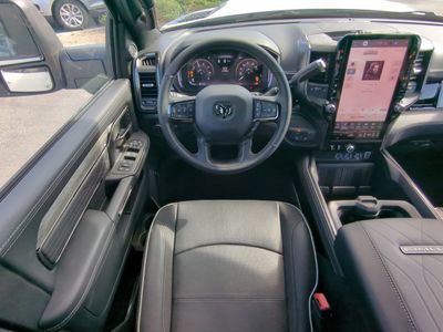 2026 Ram 3500 - Photo 17