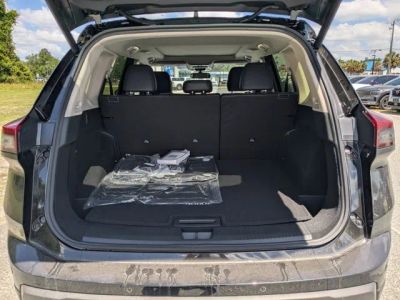 2026 Nissan Rogue — photo 12 view