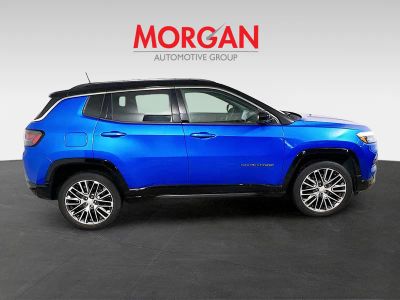 2023 Jeep Compass — side profile view
